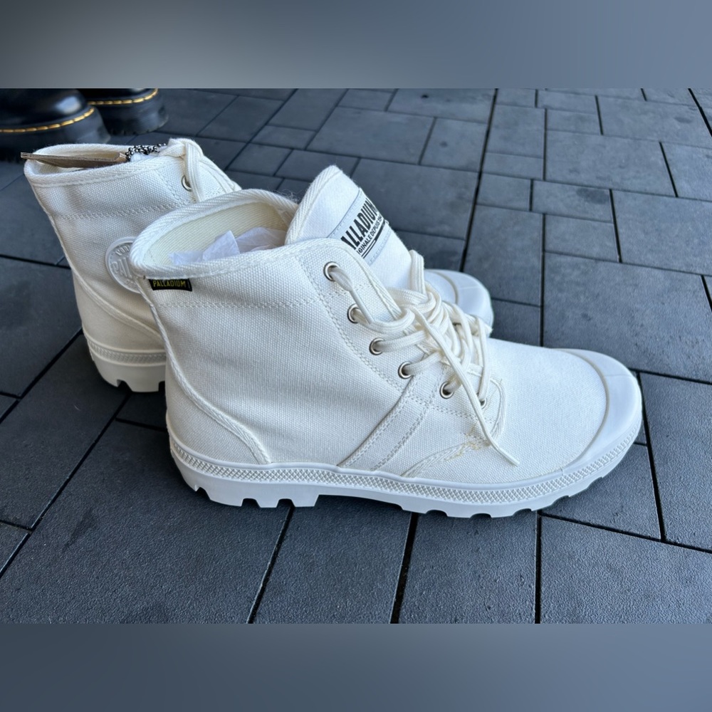 Palladium boots
